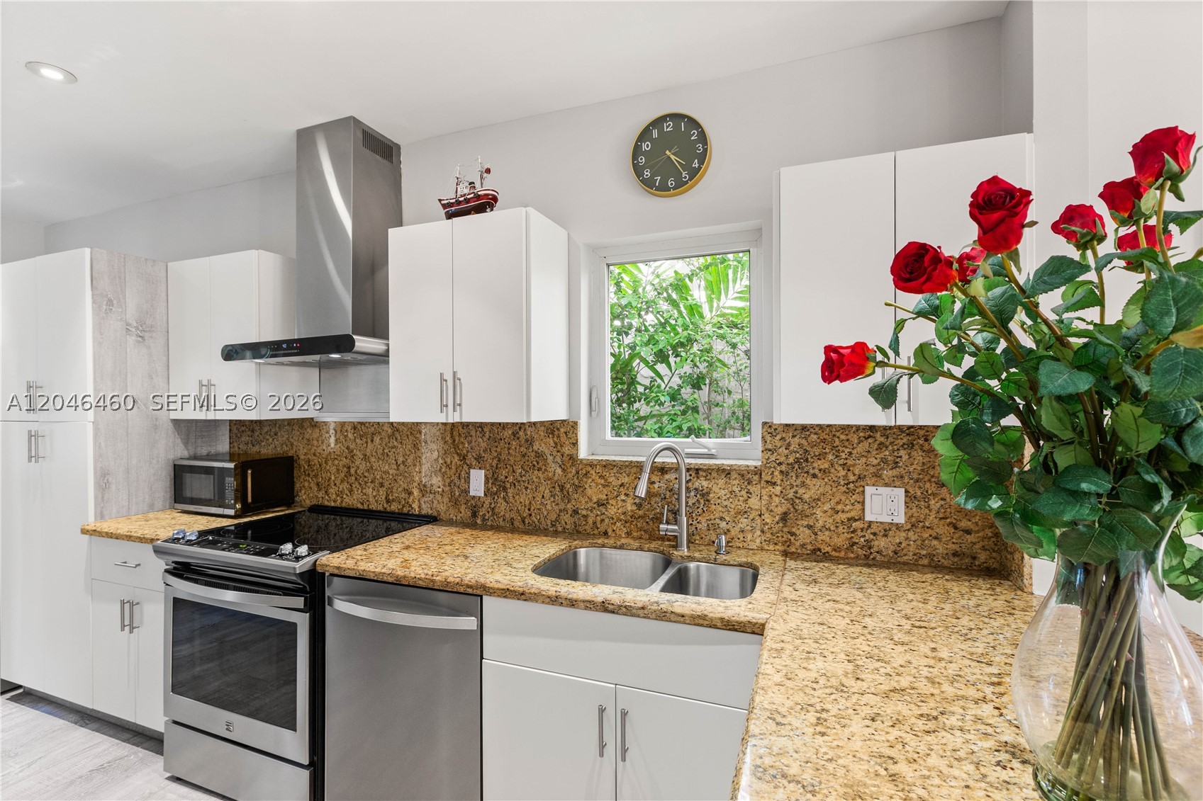 737 Alhambra Cir, Coral Gables FL 33134