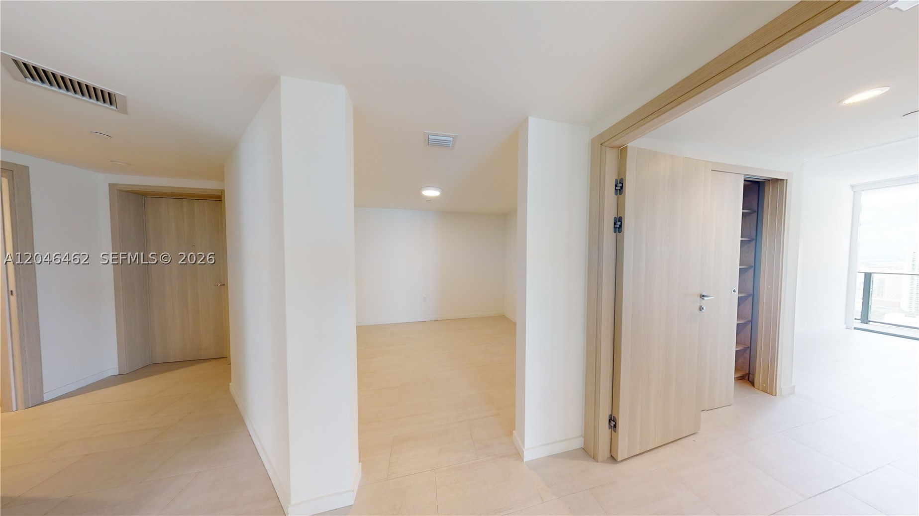1000 Brickell Plaza #3915, Miami FL 33131