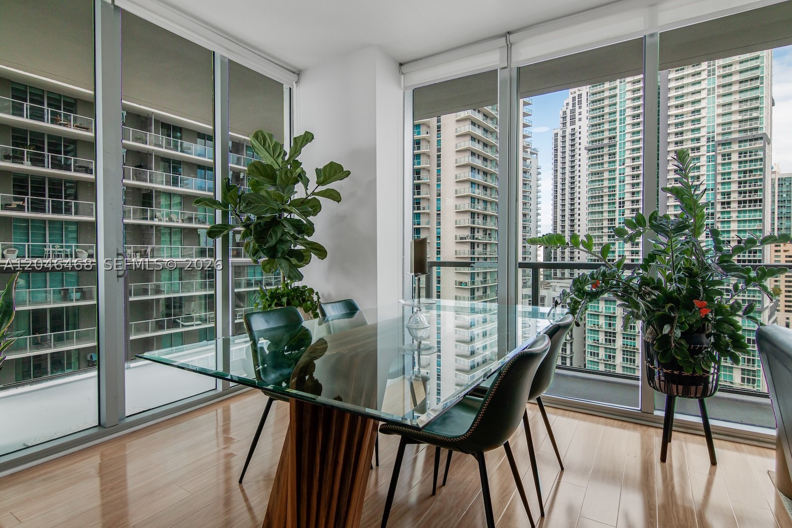 79 SW 12th St #2107-S, Miami FL 33130