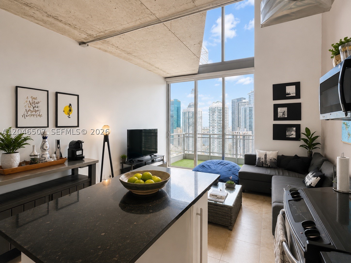 690 SW 1st Ct #3104, Miami FL 33130