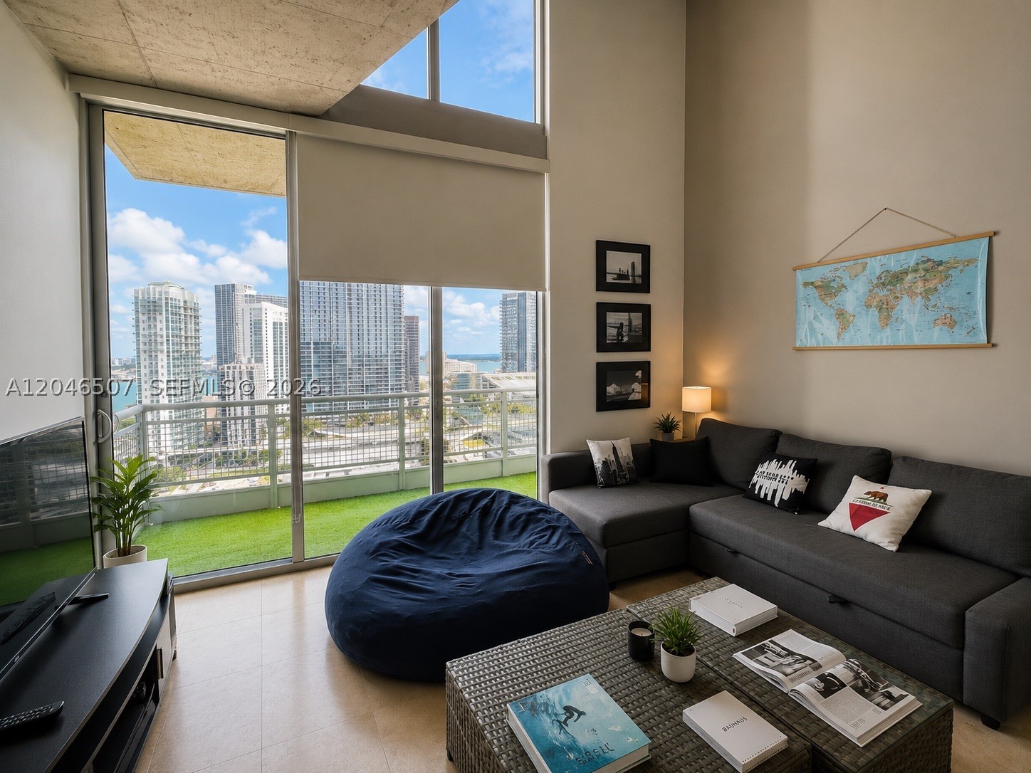 690 SW 1st Ct #3104, Miami FL 33130