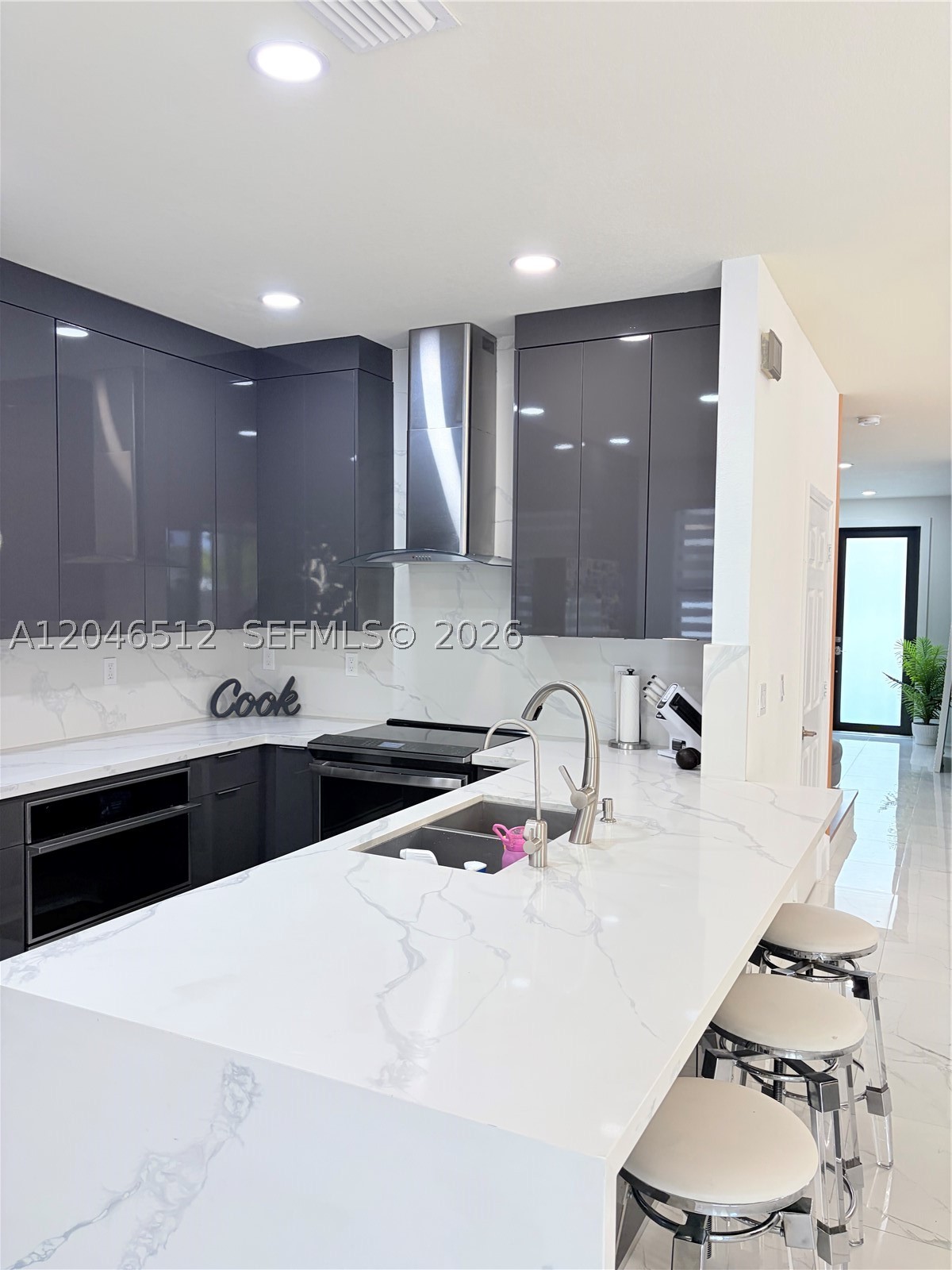 3409 W 92nd Pl #3409, Hialeah FL 33018