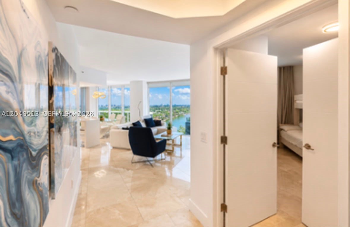 4775 Collins Ave #2407, Miami Beach FL 33140