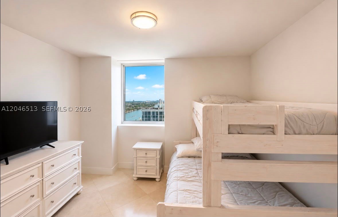 4775 Collins Ave #2407, Miami Beach FL 33140