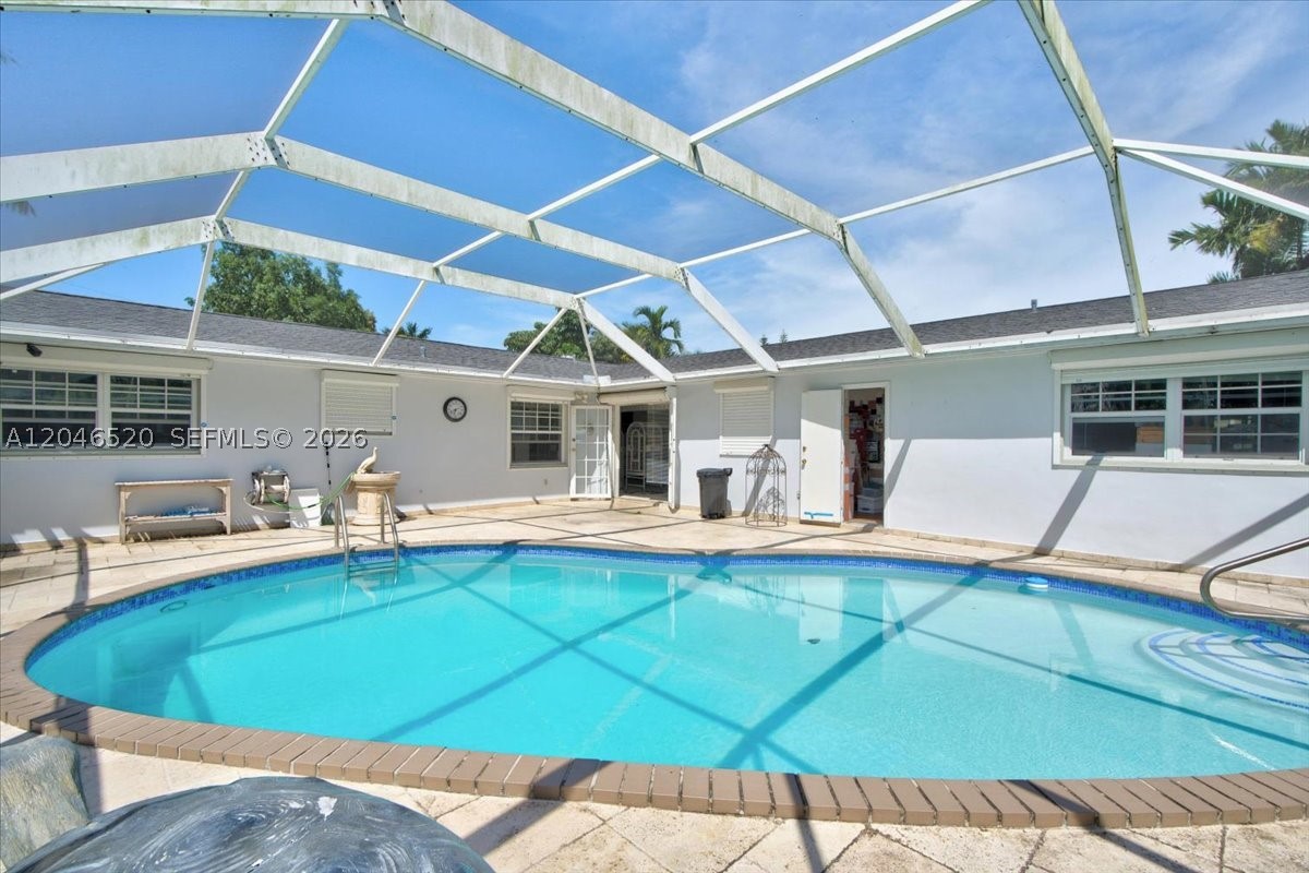 9841 SW 157th Ter, Miami FL 33157