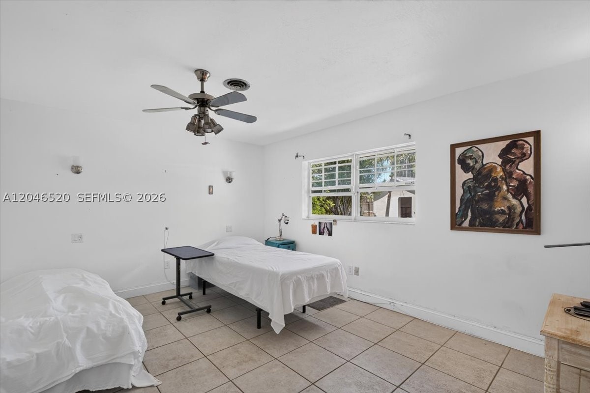 9841 SW 157th Ter, Miami FL 33157