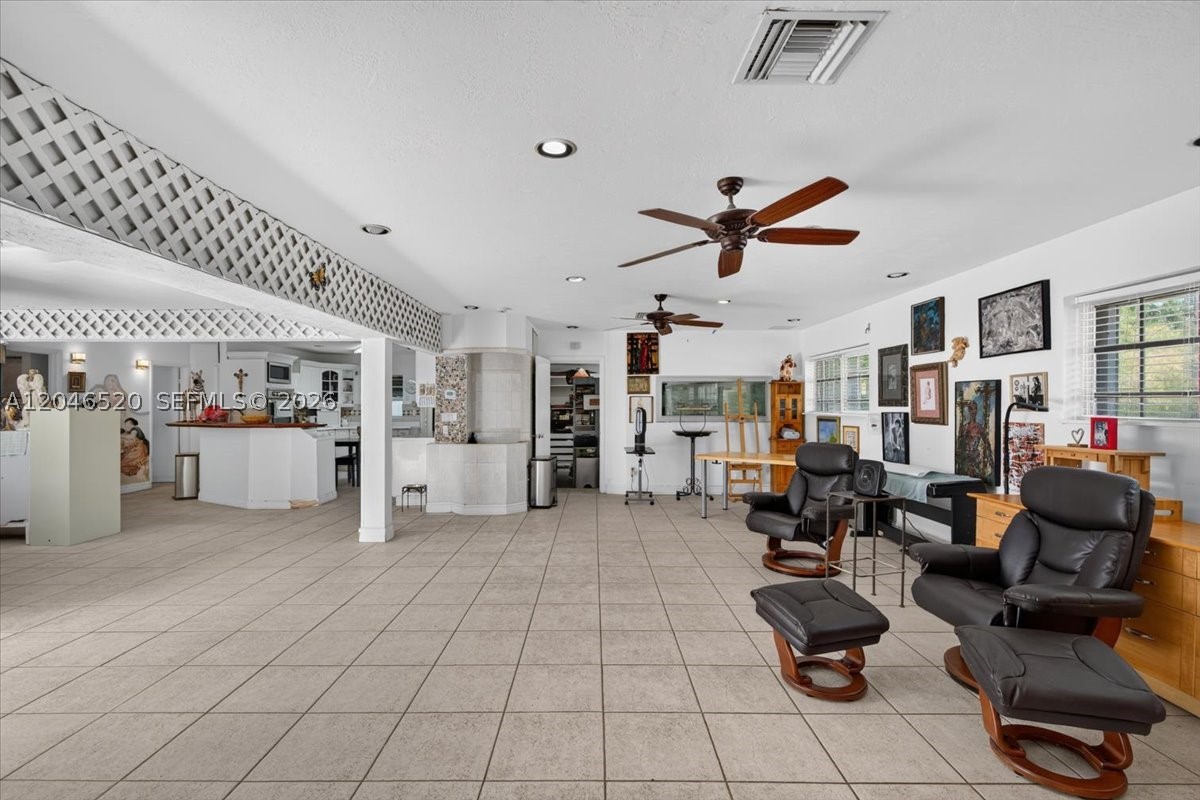 9841 SW 157th Ter, Miami FL 33157