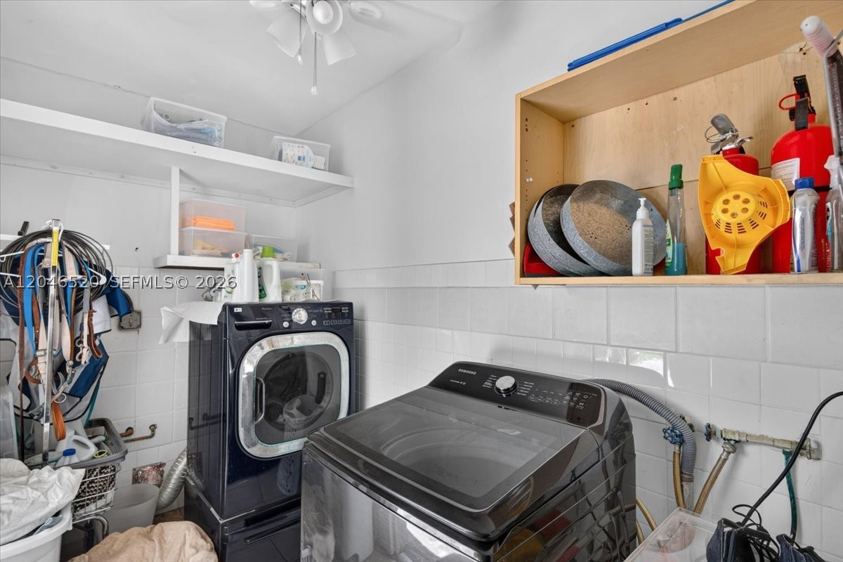 9841 SW 157th Ter, Miami FL 33157