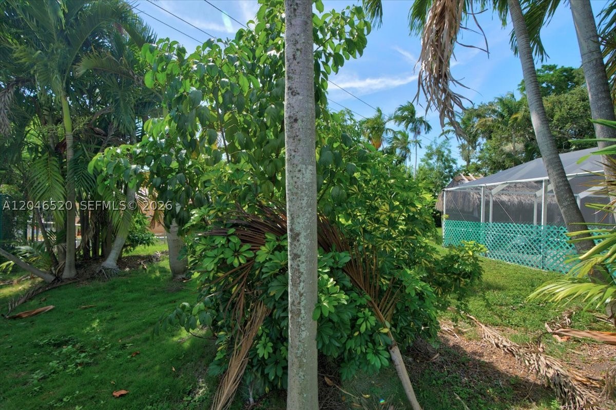 9841 SW 157th Ter, Miami FL 33157