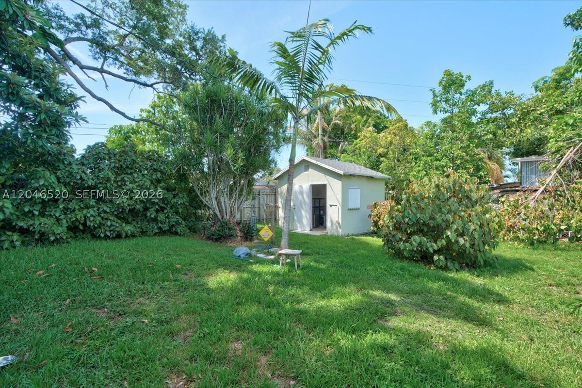 9841 SW 157th Ter, Miami FL 33157