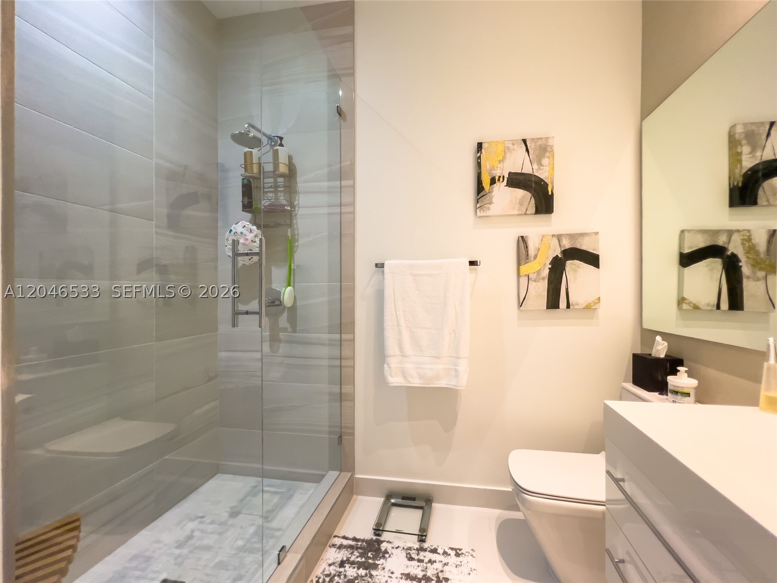 10561 NW 68th Ter, Doral FL 33178