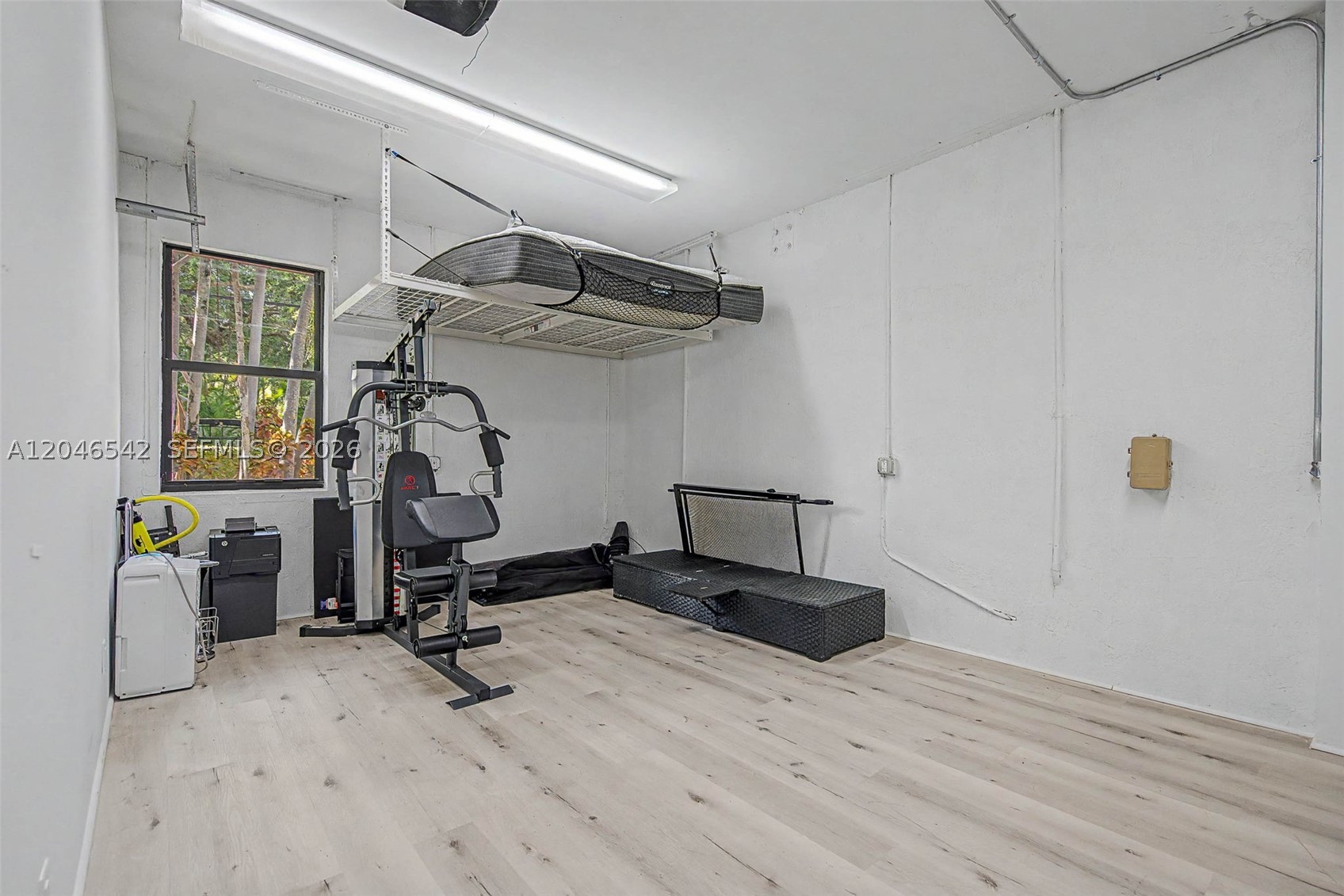 2561 Trapp Ave, Miami FL 33133