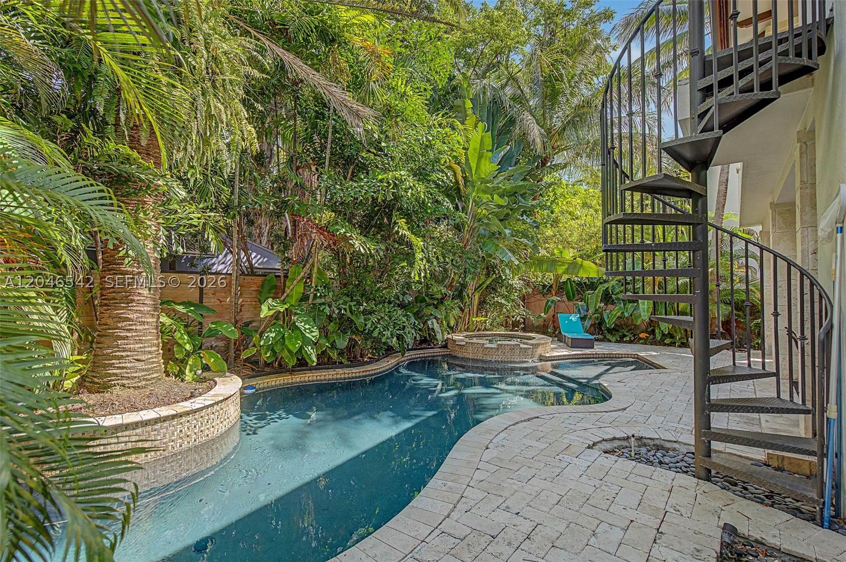 2561 Trapp Ave, Miami FL 33133