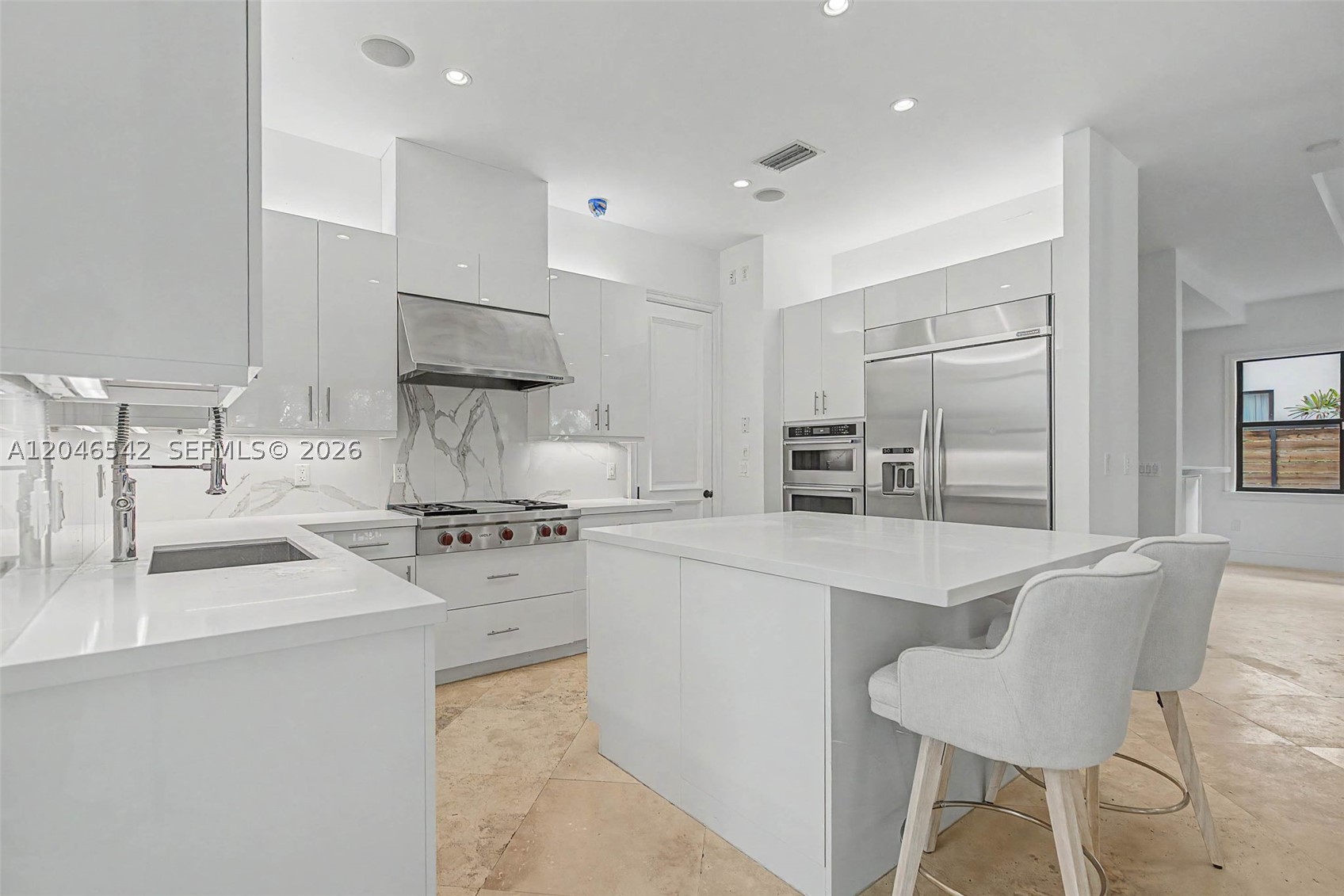 2561 Trapp Ave, Miami FL 33133