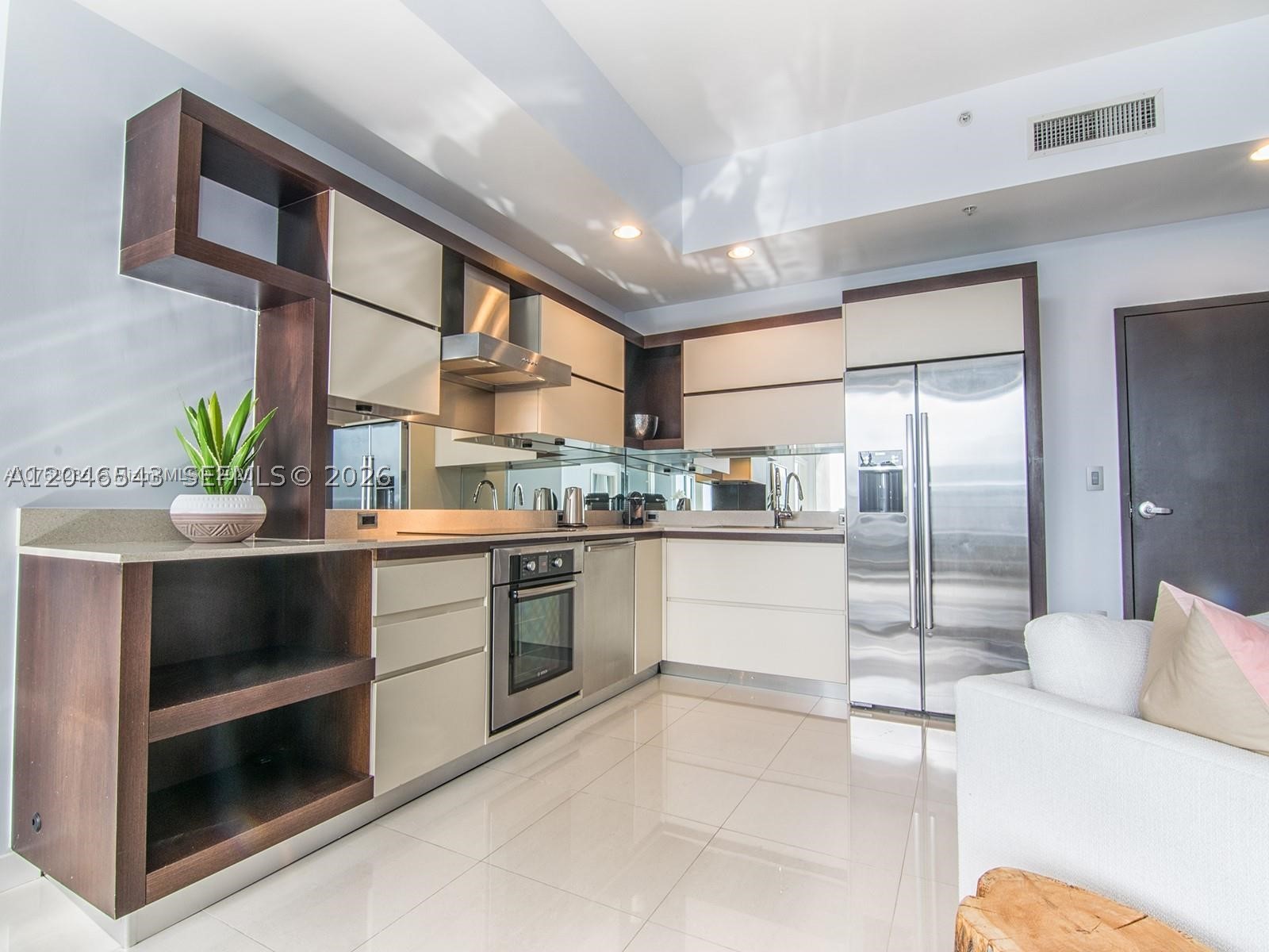 2100 Park Ave #406, Miami Beach FL 33139
