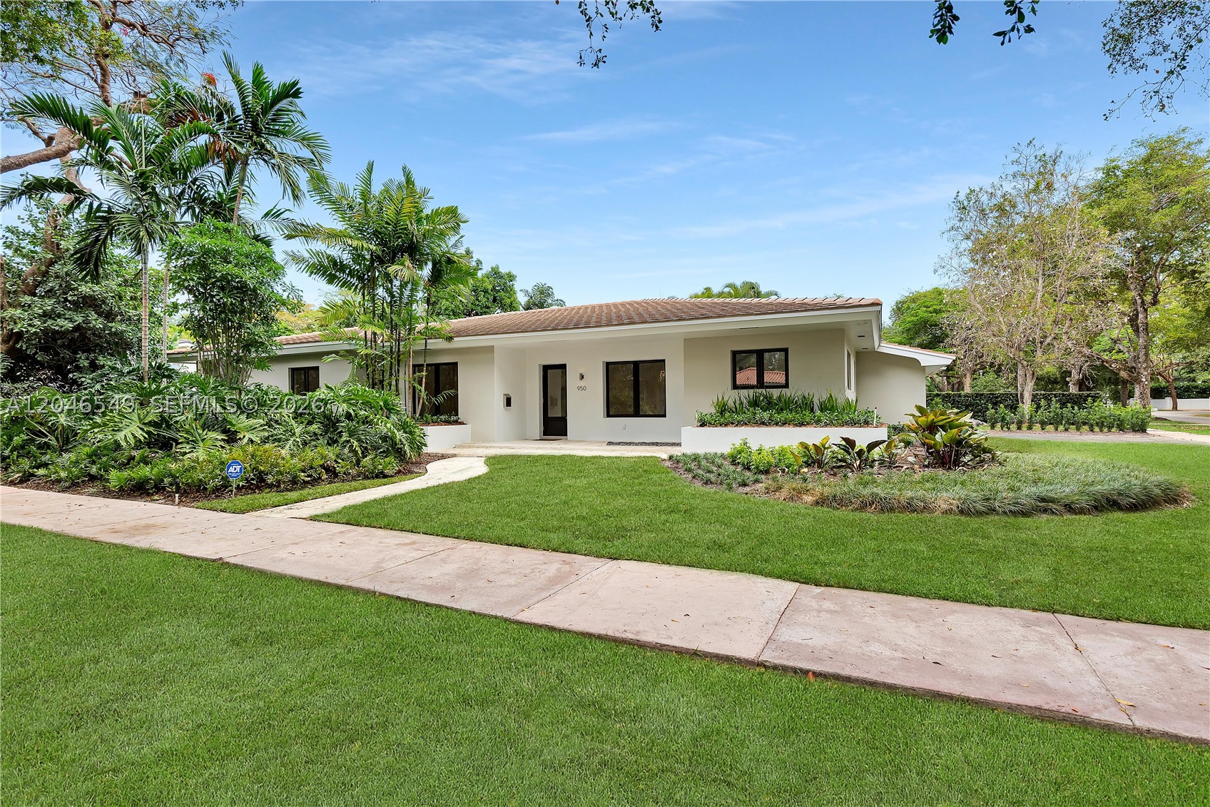 950 Bayamo Ave, Coral Gables FL 33146