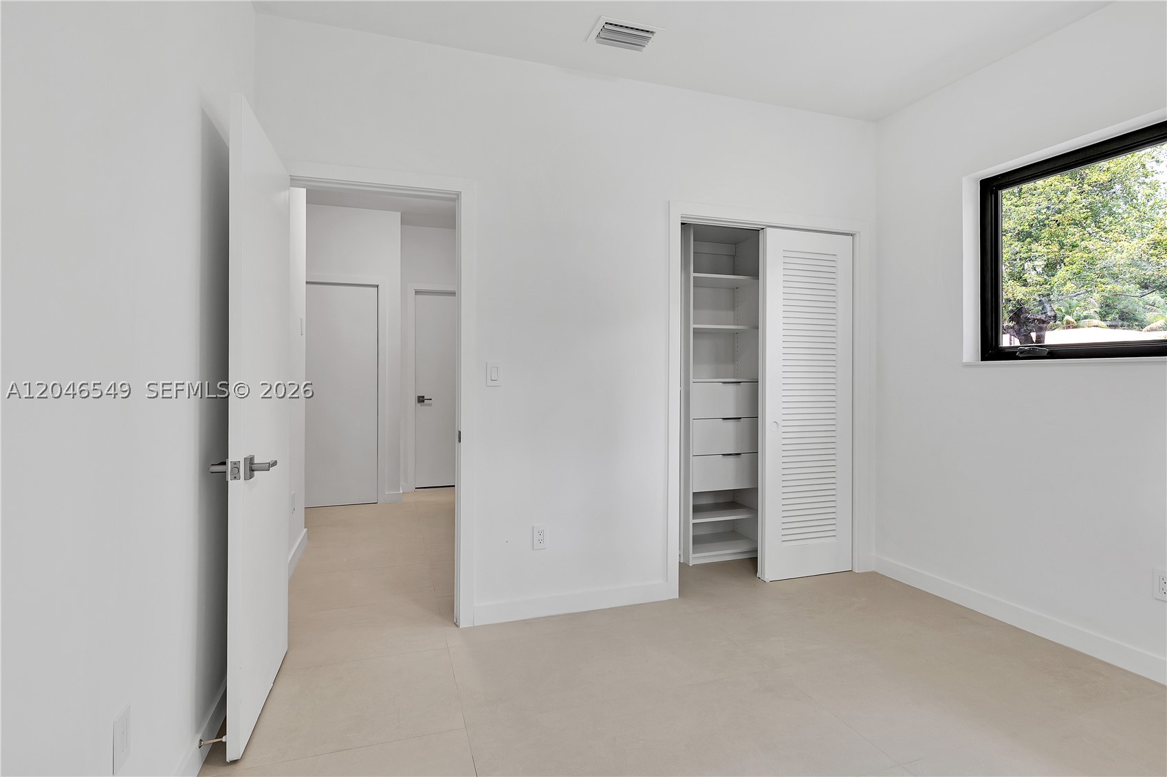 950 Bayamo Ave, Coral Gables FL 33146