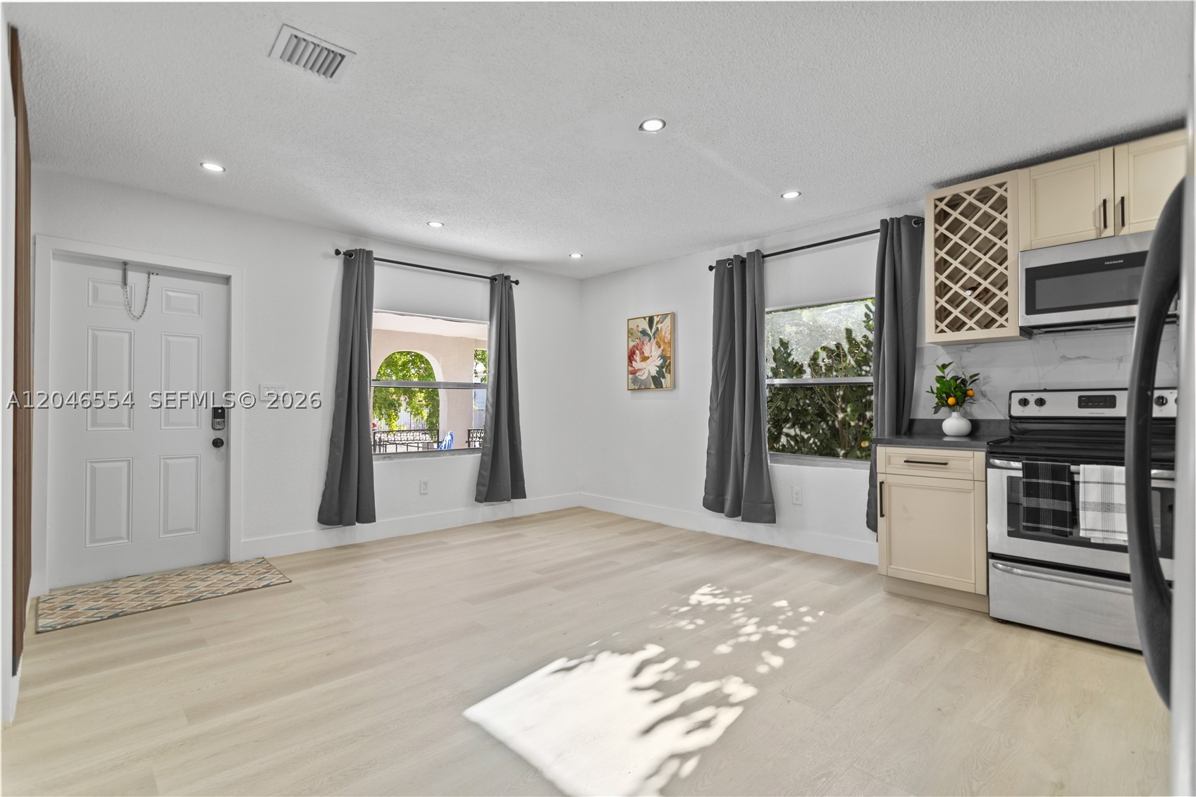 171 W 13th St, Hialeah FL 33010