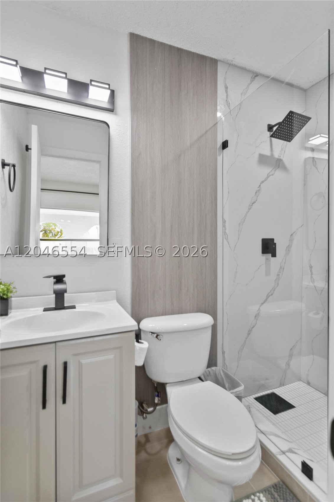 171 W 13th St, Hialeah FL 33010