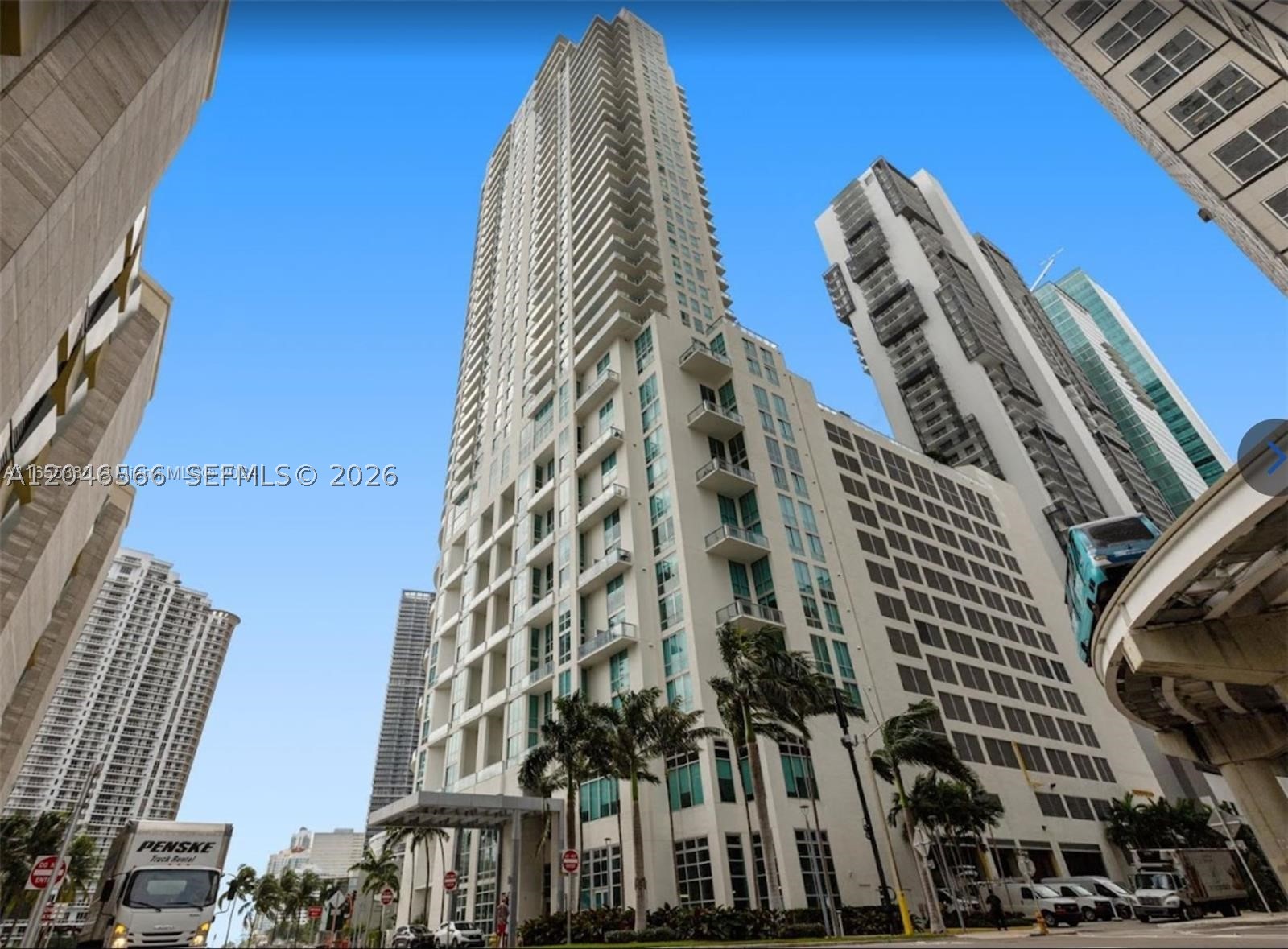 300 S Biscayne Blvd #T-2603, Miami FL 33131