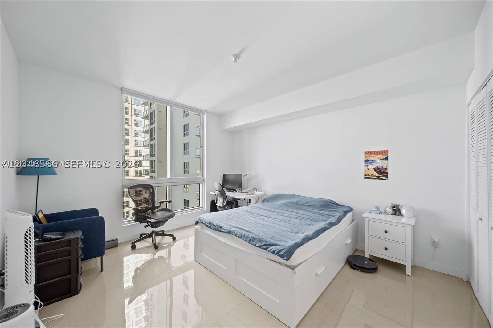 300 S Biscayne Blvd #T-2603, Miami FL 33131