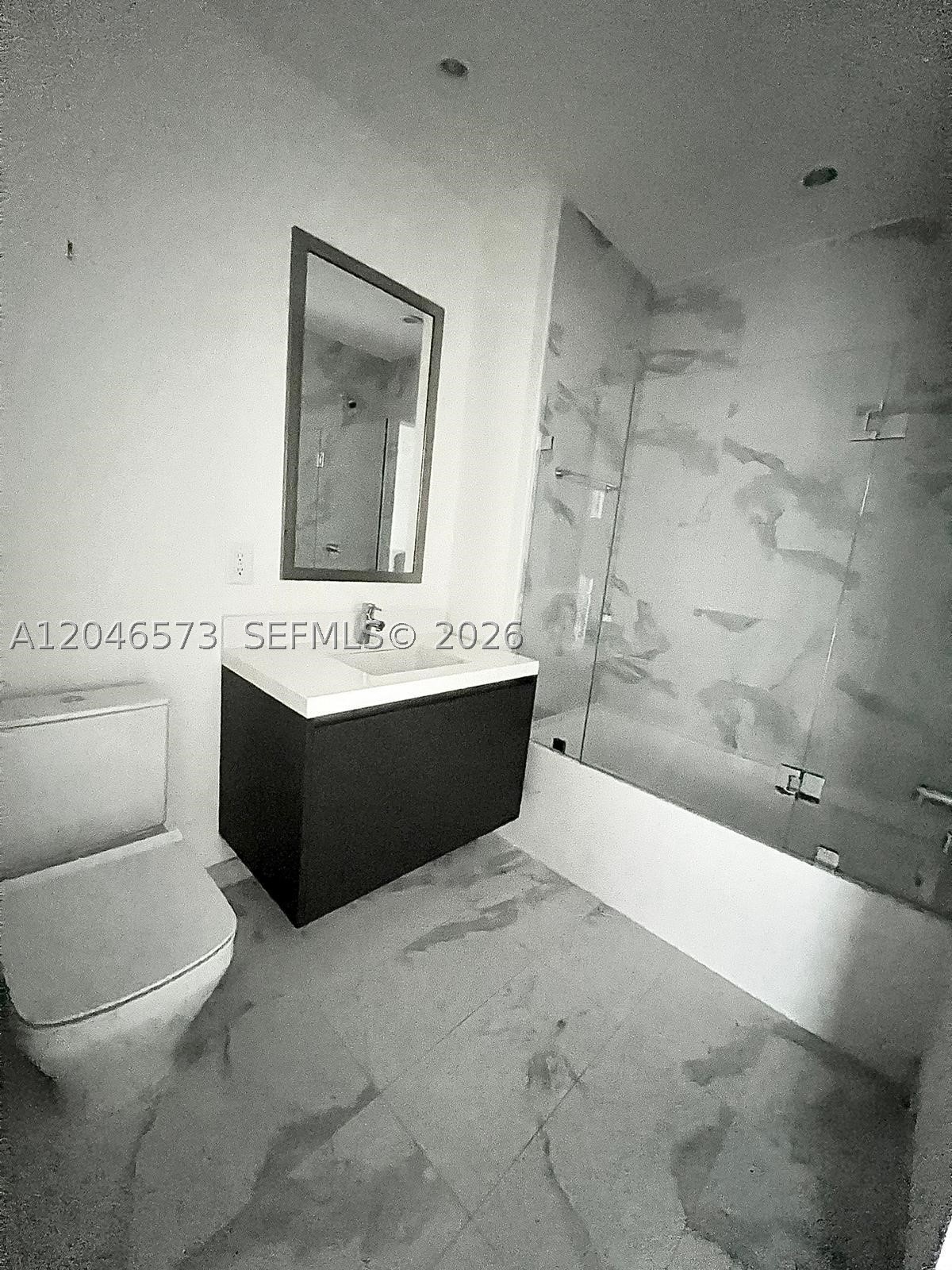 Miami FL 33132 - A12046573