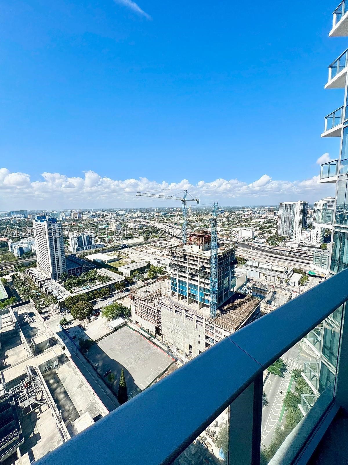 Miami FL 33132 - A12046573