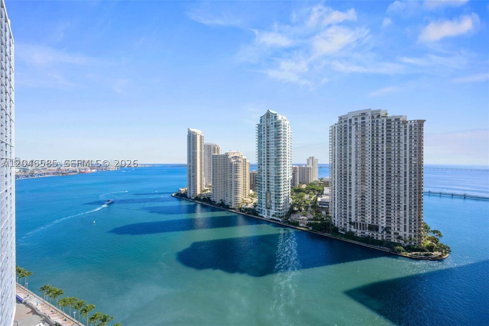 300 S Biscayne Blvd #T-2612, Miami FL 33131