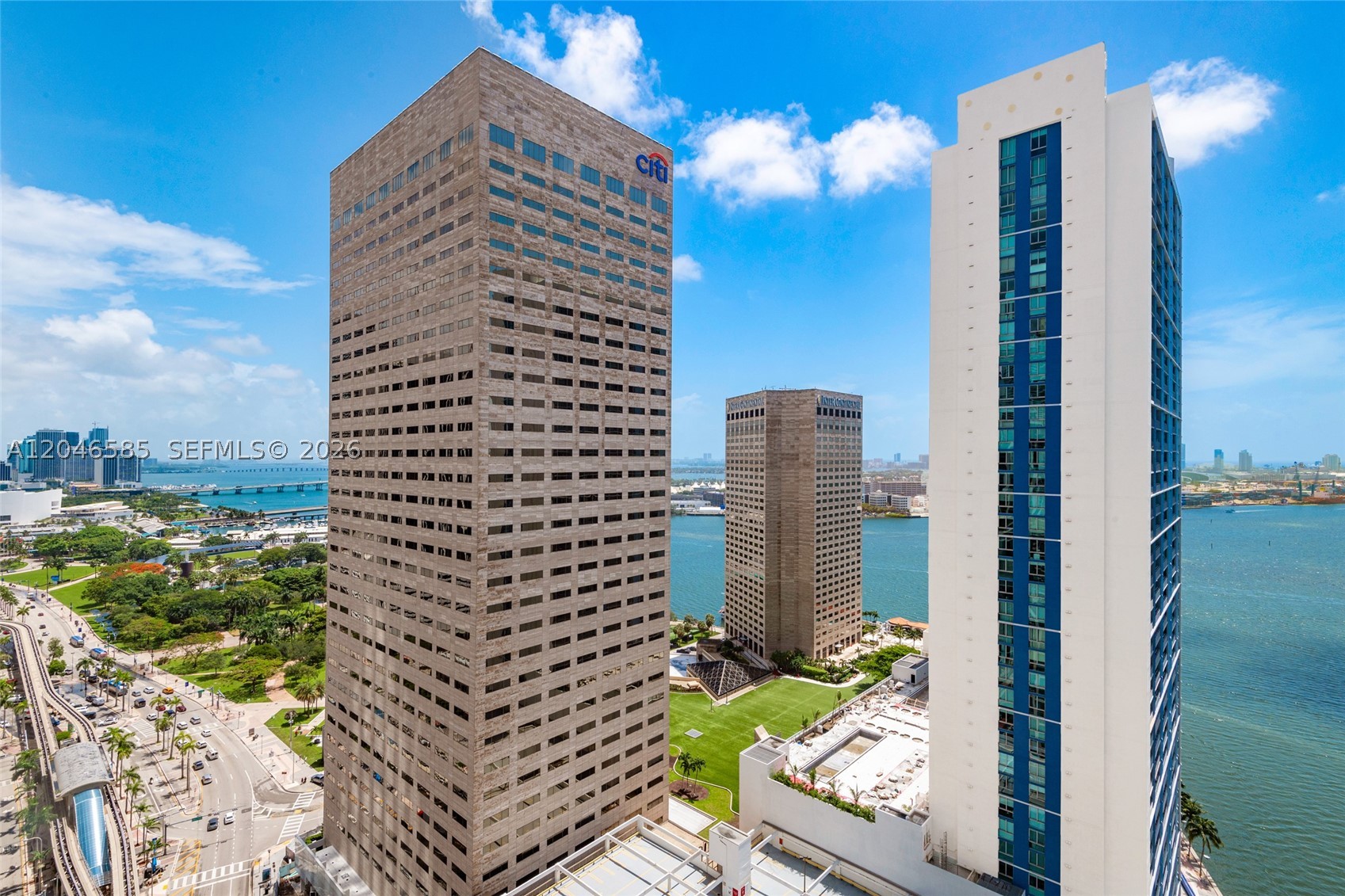 300 S Biscayne Blvd #T-2612, Miami FL 33131