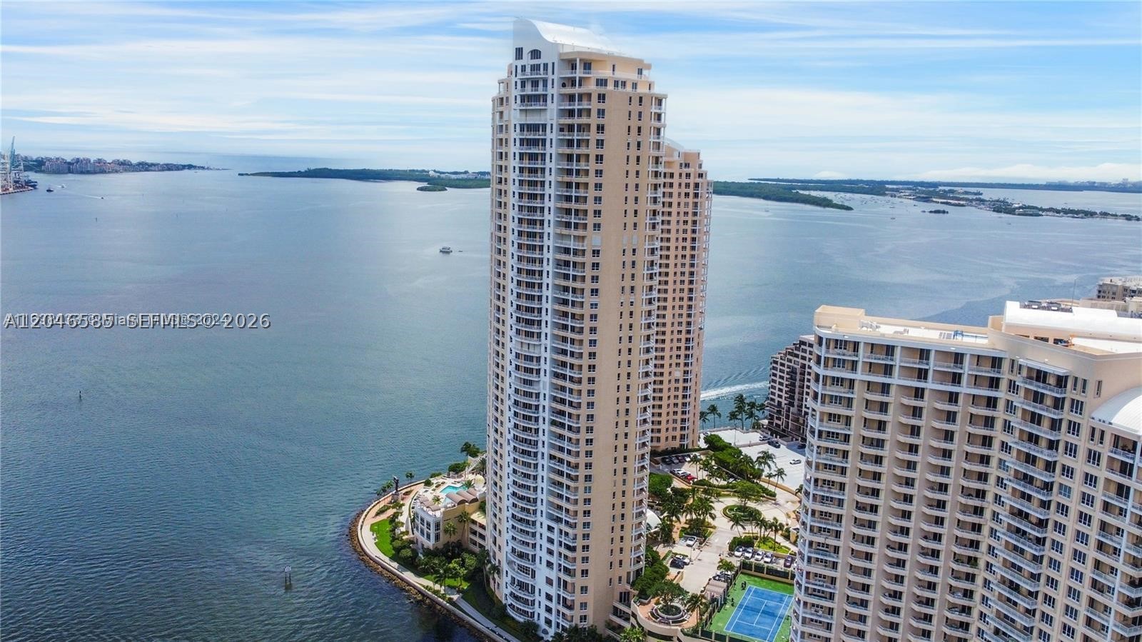 300 S Biscayne Blvd #T-2612, Miami FL 33131