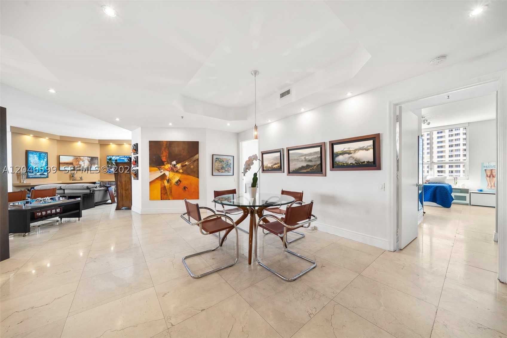 808 Brickell Key Dr #1808, Miami FL 33131