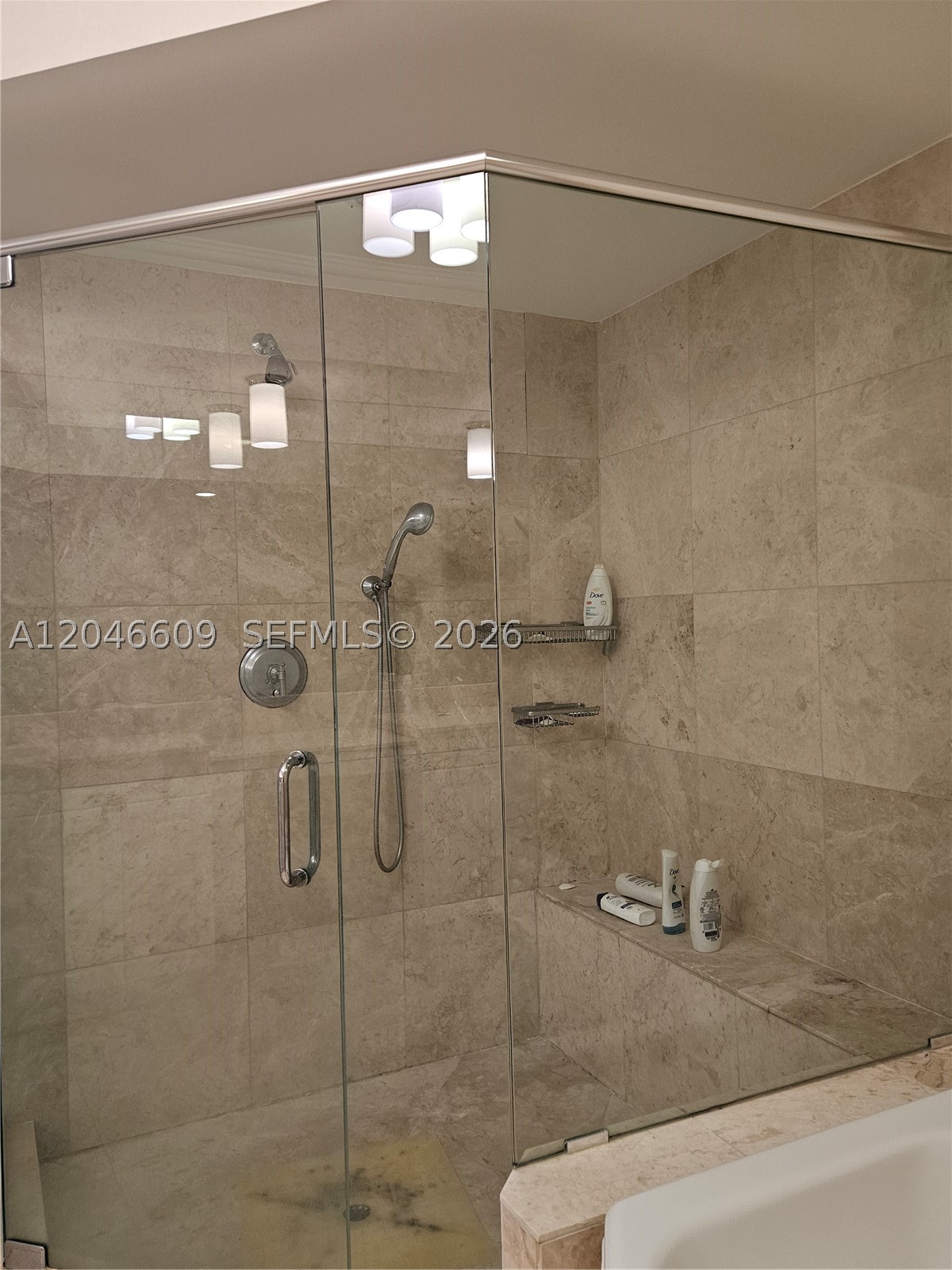 20201 E Country Club Dr #2409, Aventura FL 33180