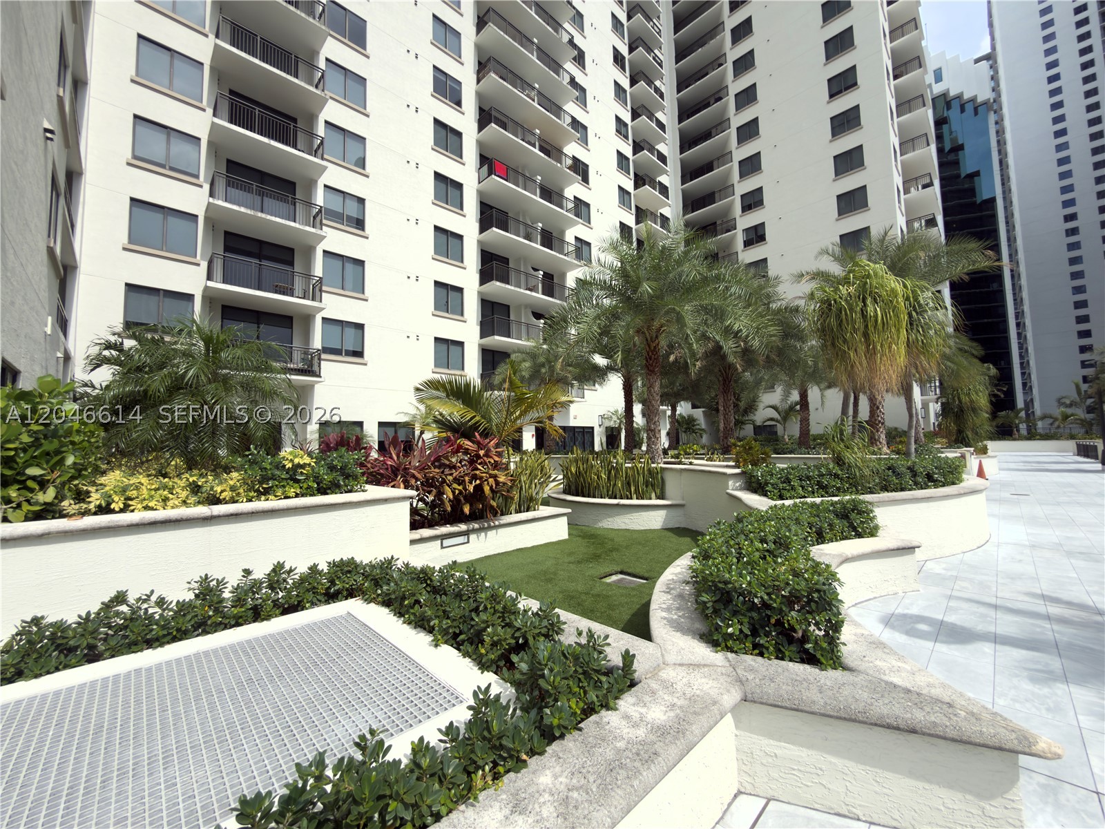 999 SW 1st Ave #2613, Miami FL 33130