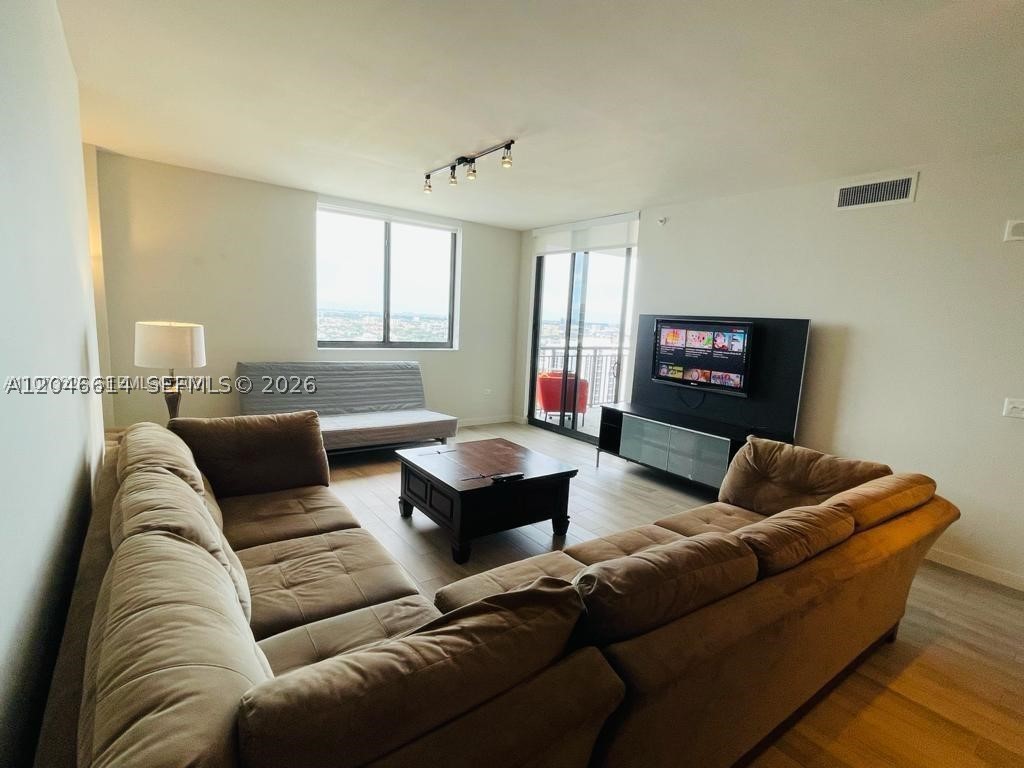 999 SW 1st Ave #2613, Miami FL 33130