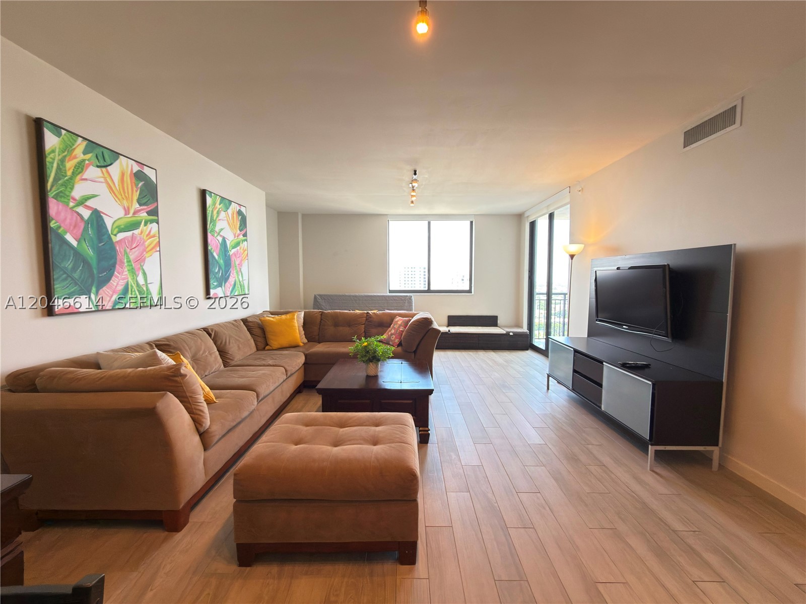 999 SW 1st Ave #2613, Miami FL 33130