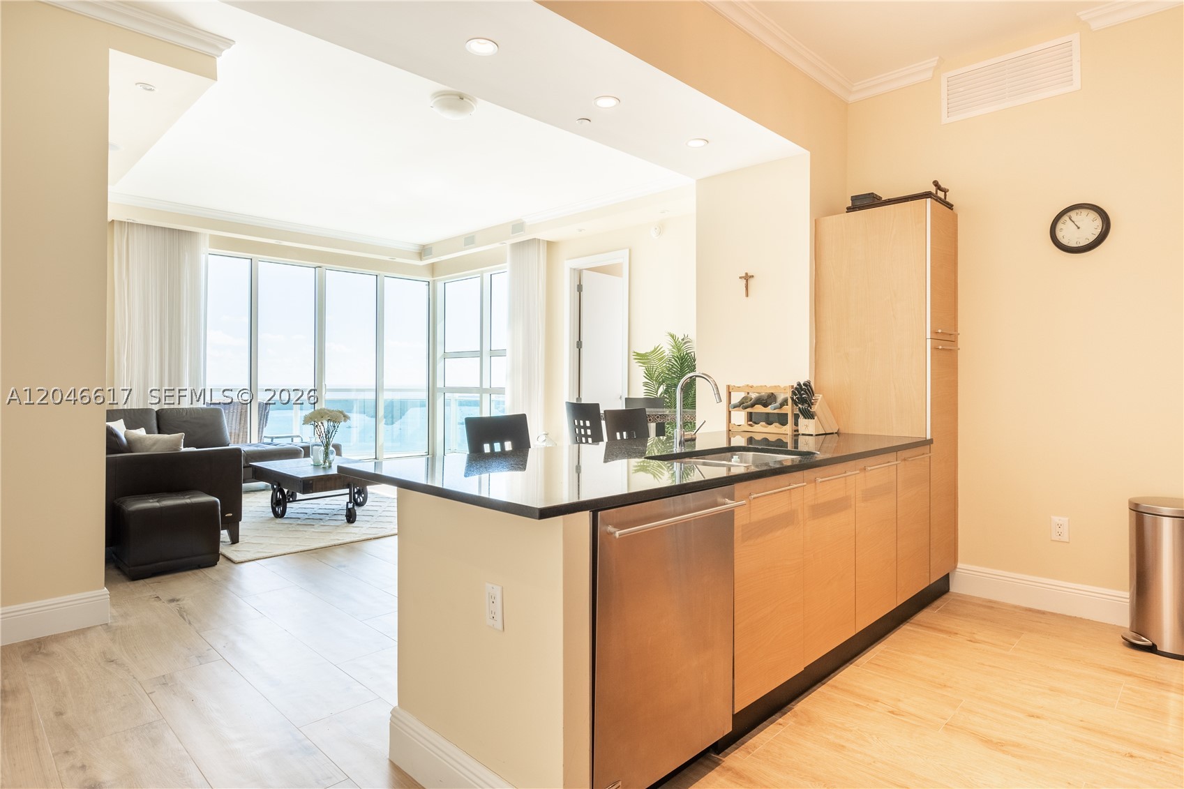 950 Brickell Bay Dr #5011, Miami FL 33131