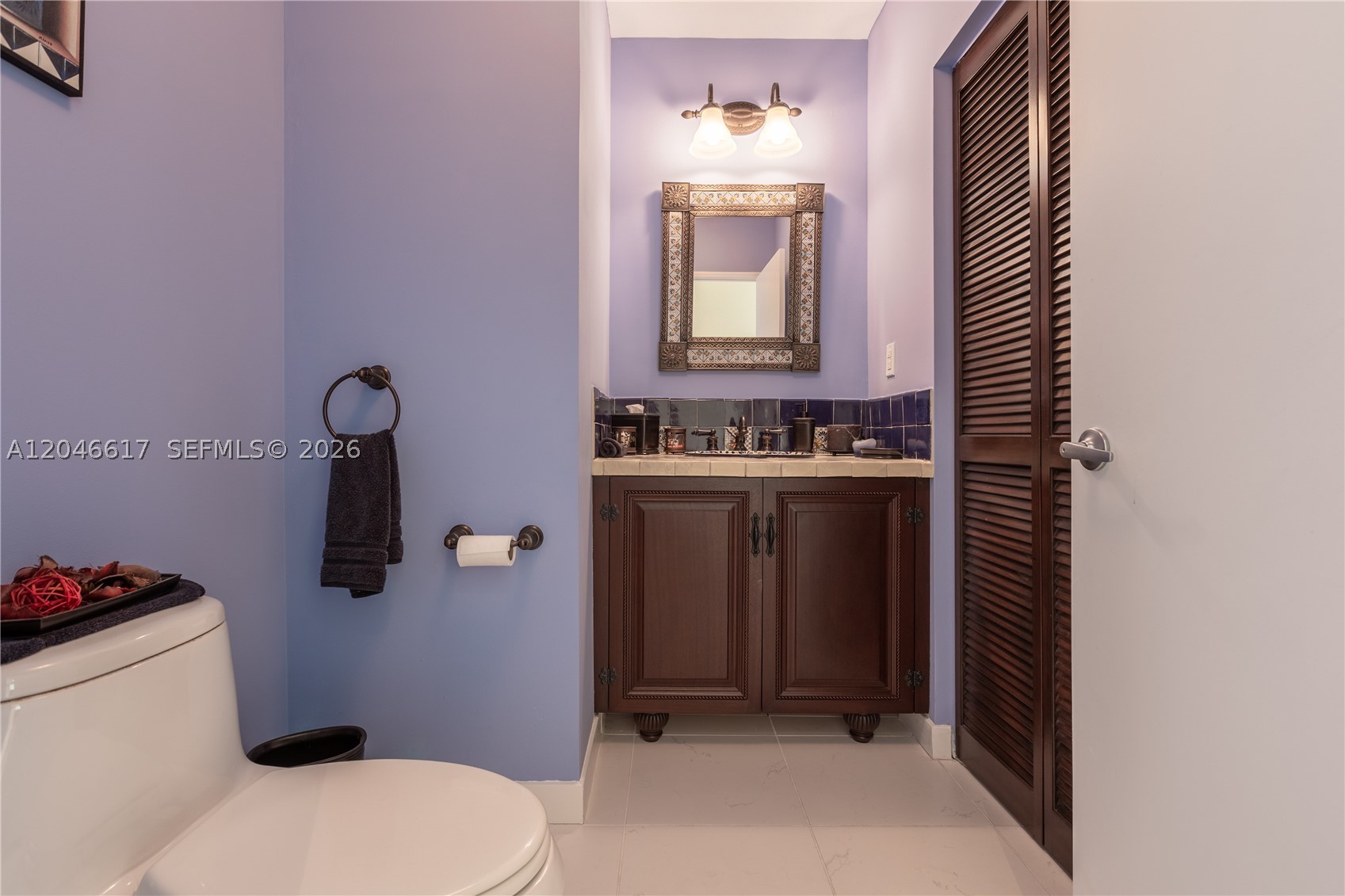 950 Brickell Bay Dr #5011, Miami FL 33131