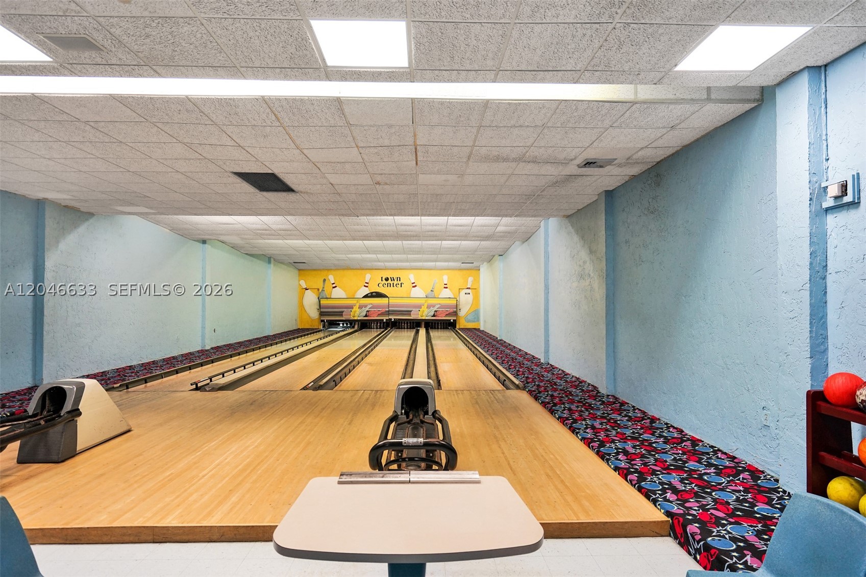 369 Lakeview Dr #203, Weston FL 33326
