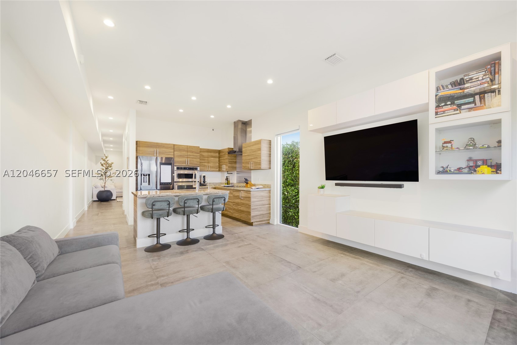 3655 SW 25th St #3655, Miami FL 33133