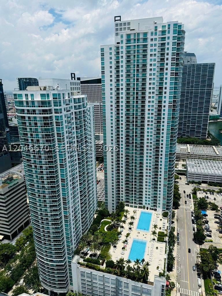 951 Brickell Ave #1909, Miami FL 33131