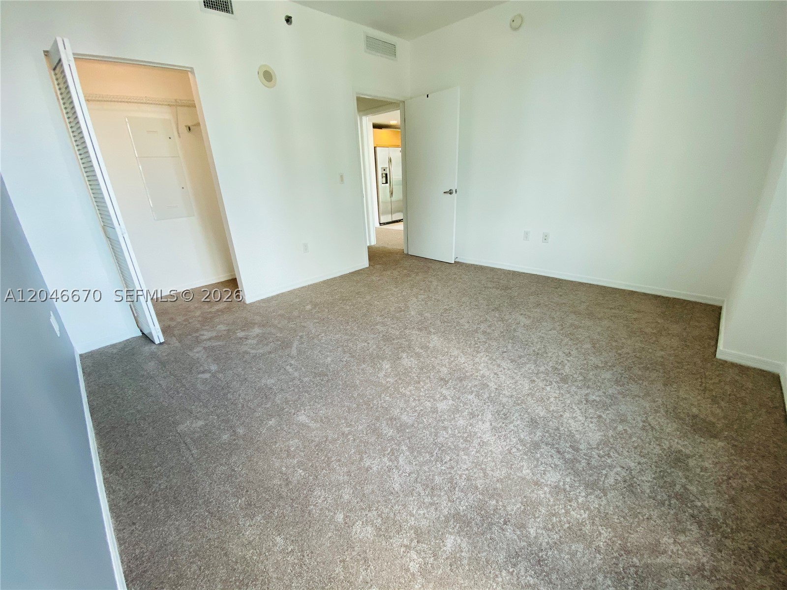 951 Brickell Ave #1909, Miami FL 33131