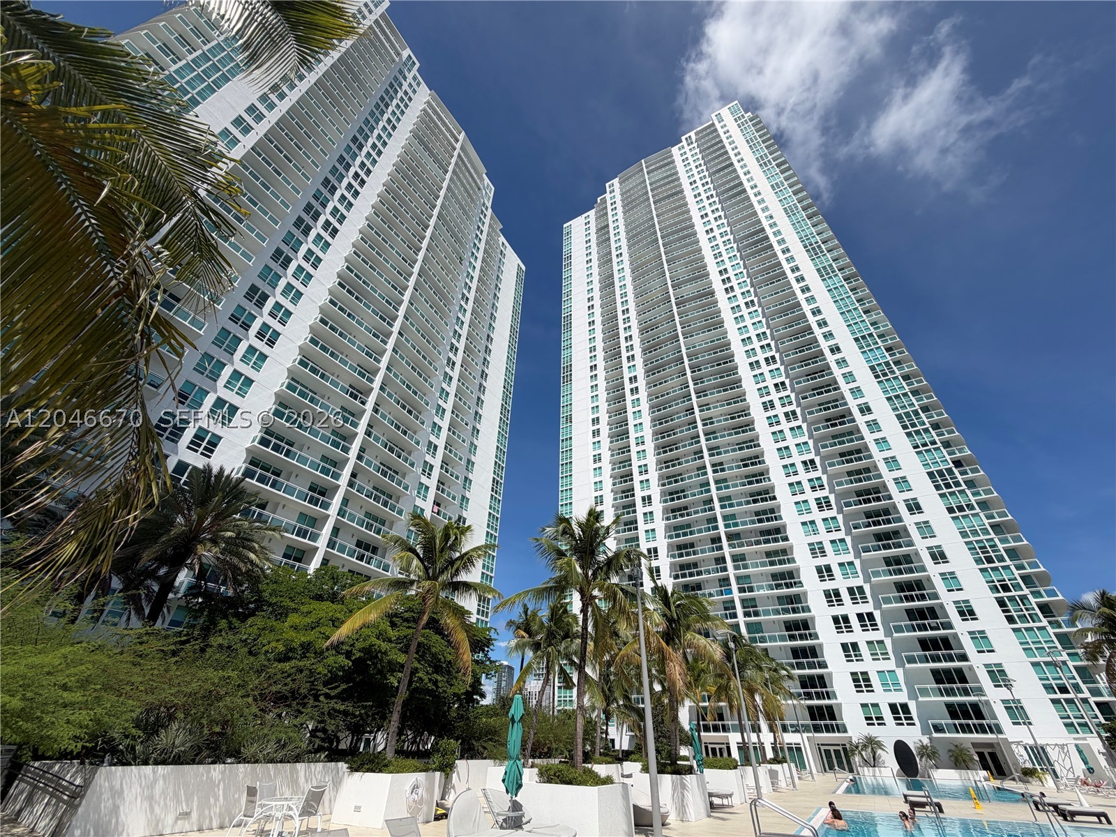 951 Brickell Ave #1909, Miami FL 33131