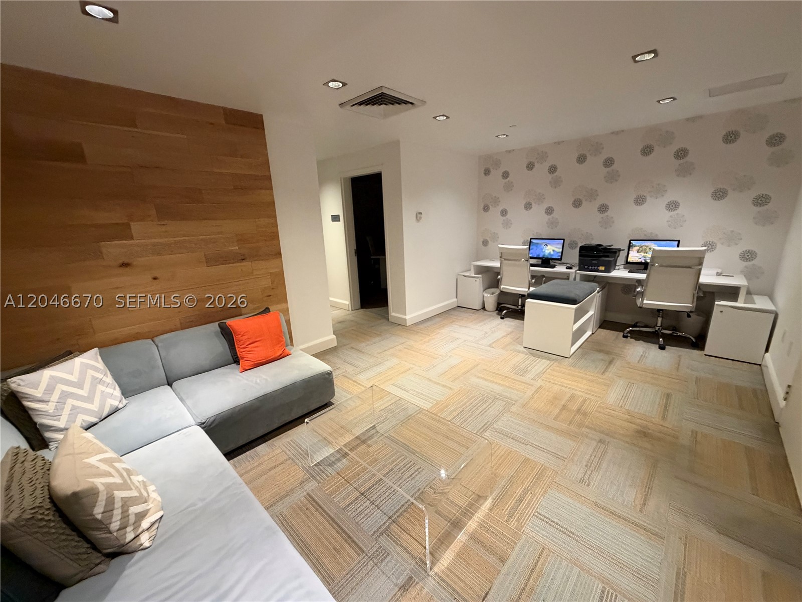 951 Brickell Ave #1909, Miami FL 33131