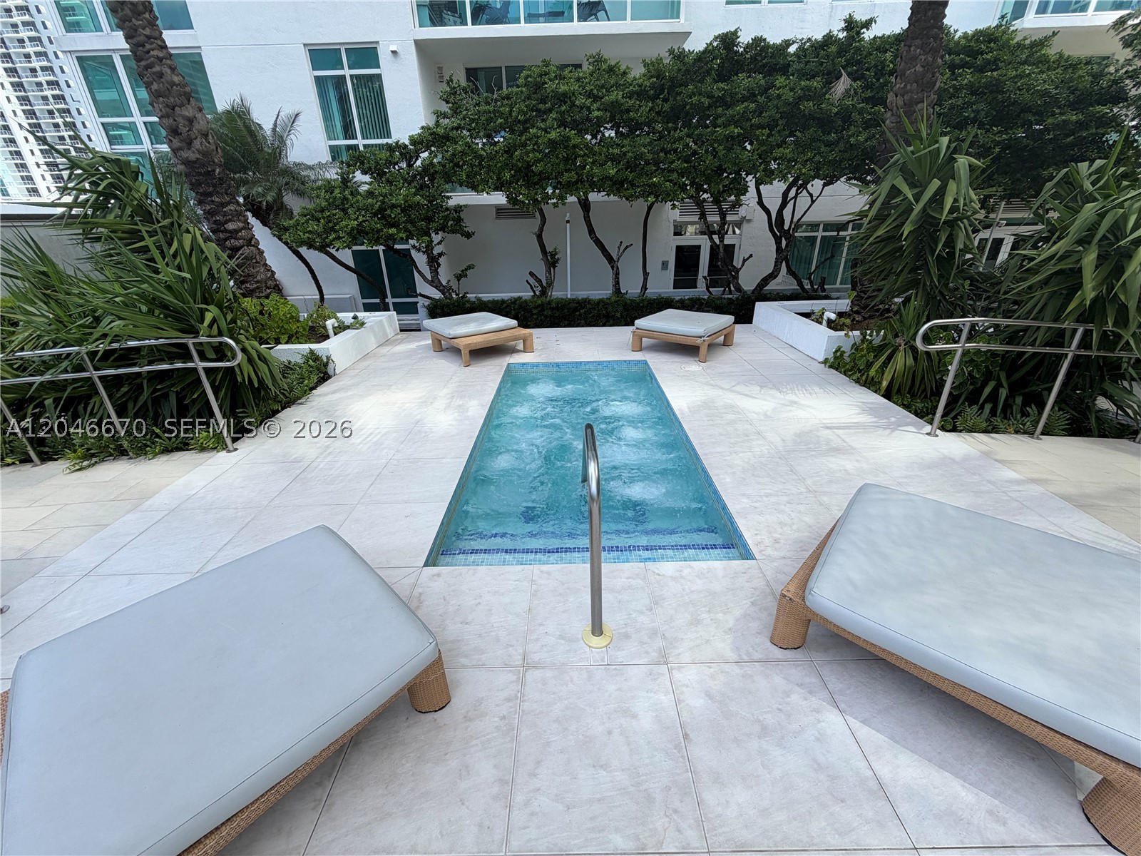 951 Brickell Ave #1909, Miami FL 33131