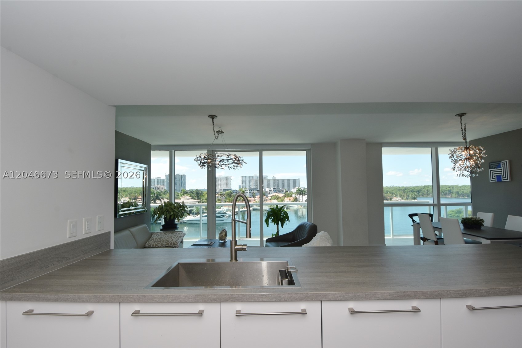 400 Sunny Isles Blvd #521, Sunny Isles Beach FL 33160