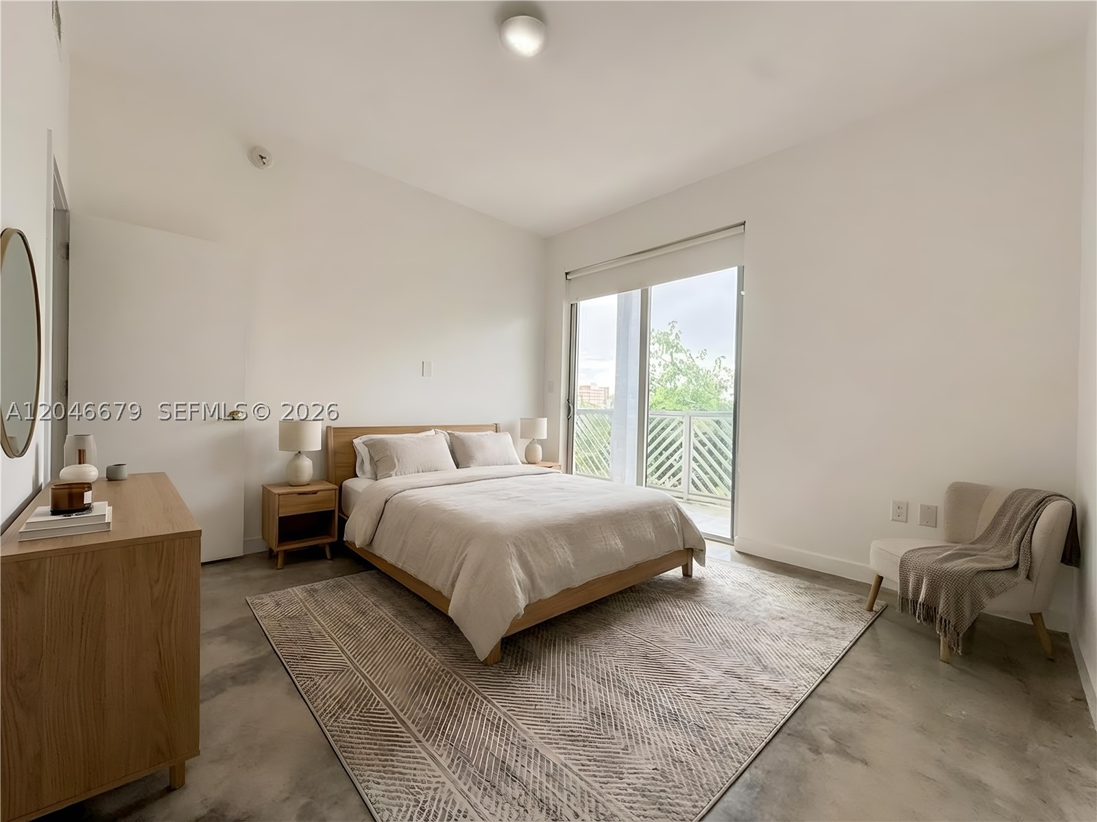 761 NW 1st St #302, Miami FL 33128