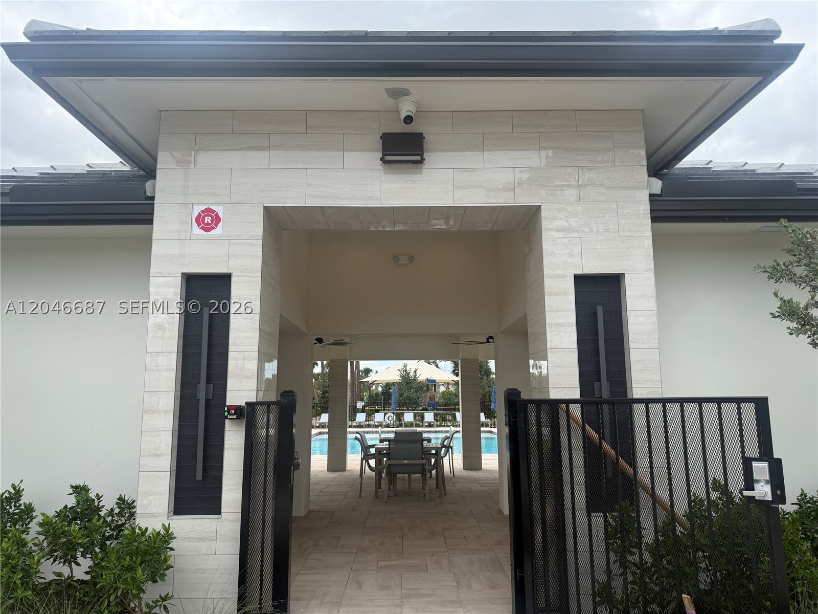 4286 Efendi Drive, Lantana FL 33462