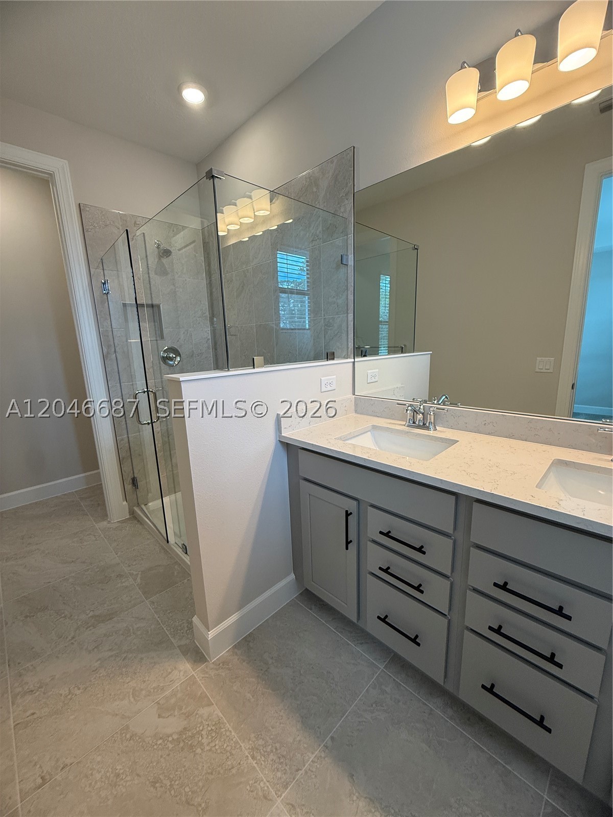 4286 Efendi Drive, Lantana FL 33462