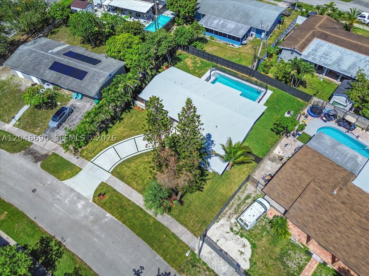 15920 SW 105th Ave, Miami FL 33157