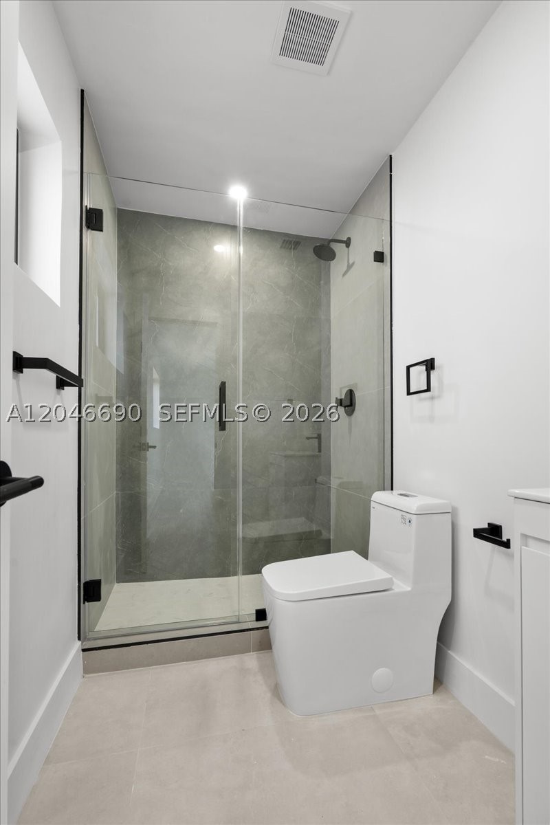 15920 SW 105th Ave, Miami FL 33157